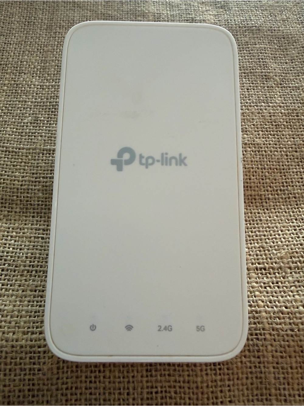 TP-Link White Dual-Band Wi‑Fi Range Extender